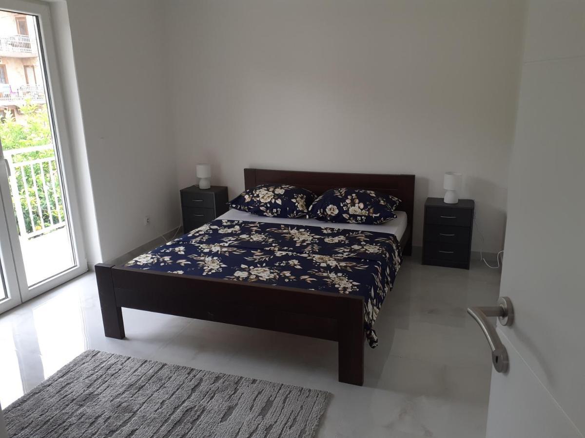Apartmani Miletic 젤사 외부 사진