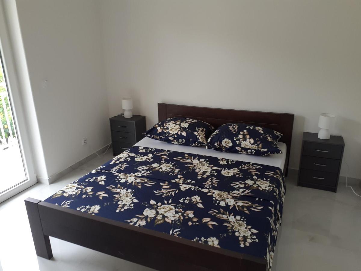 Apartmani Miletic 젤사 외부 사진