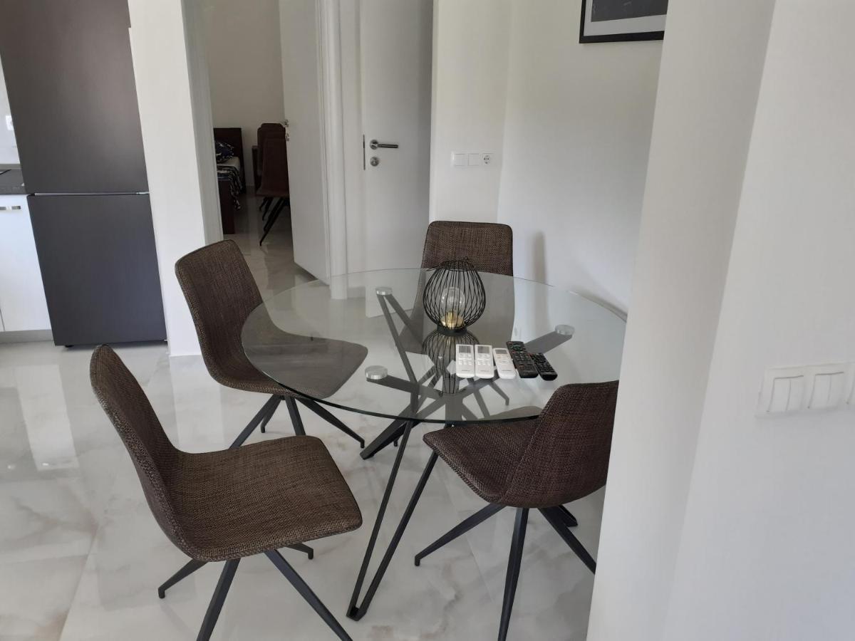 Apartmani Miletic 젤사 외부 사진