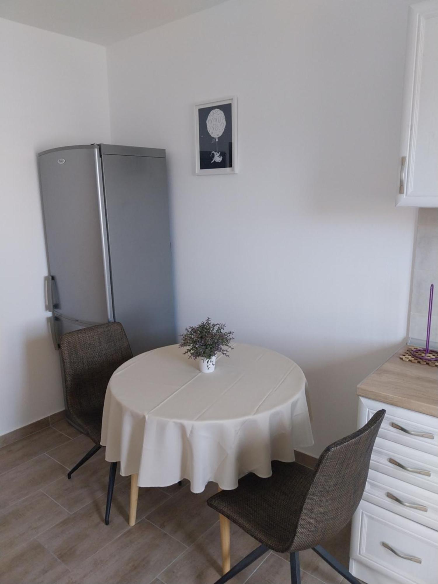 Apartmani Miletic 젤사 외부 사진